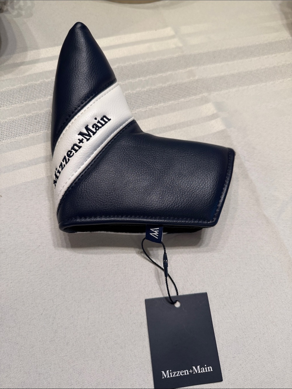 Mizzen+Main Navy and White Diagonal Stripe Putter Cover